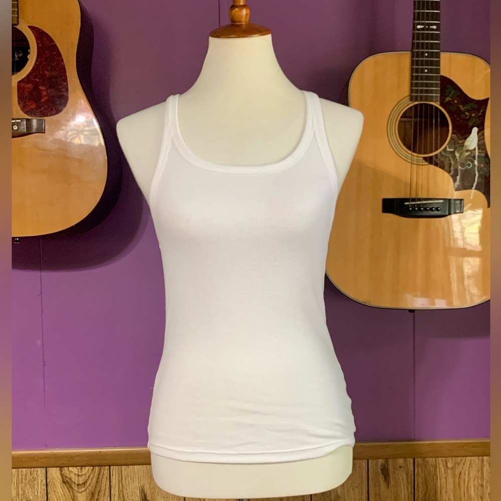Arie Super Soft White Tank SZ Small